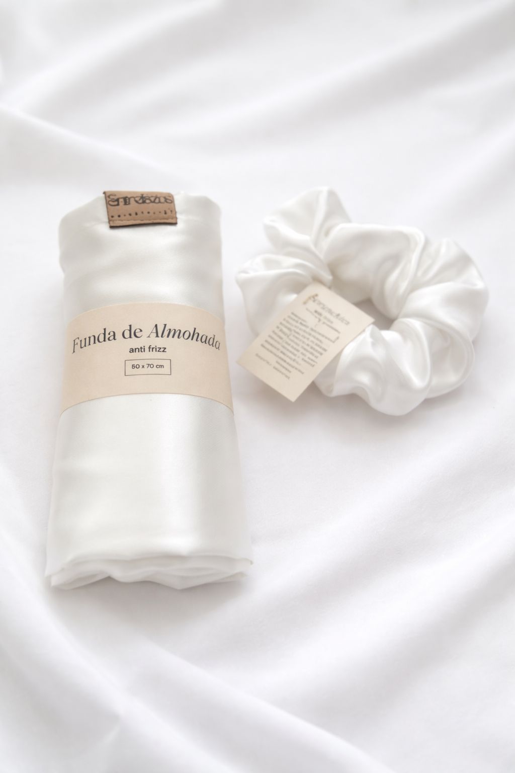 Kit Antifrizz de Satén – Funda + Scrunchie
